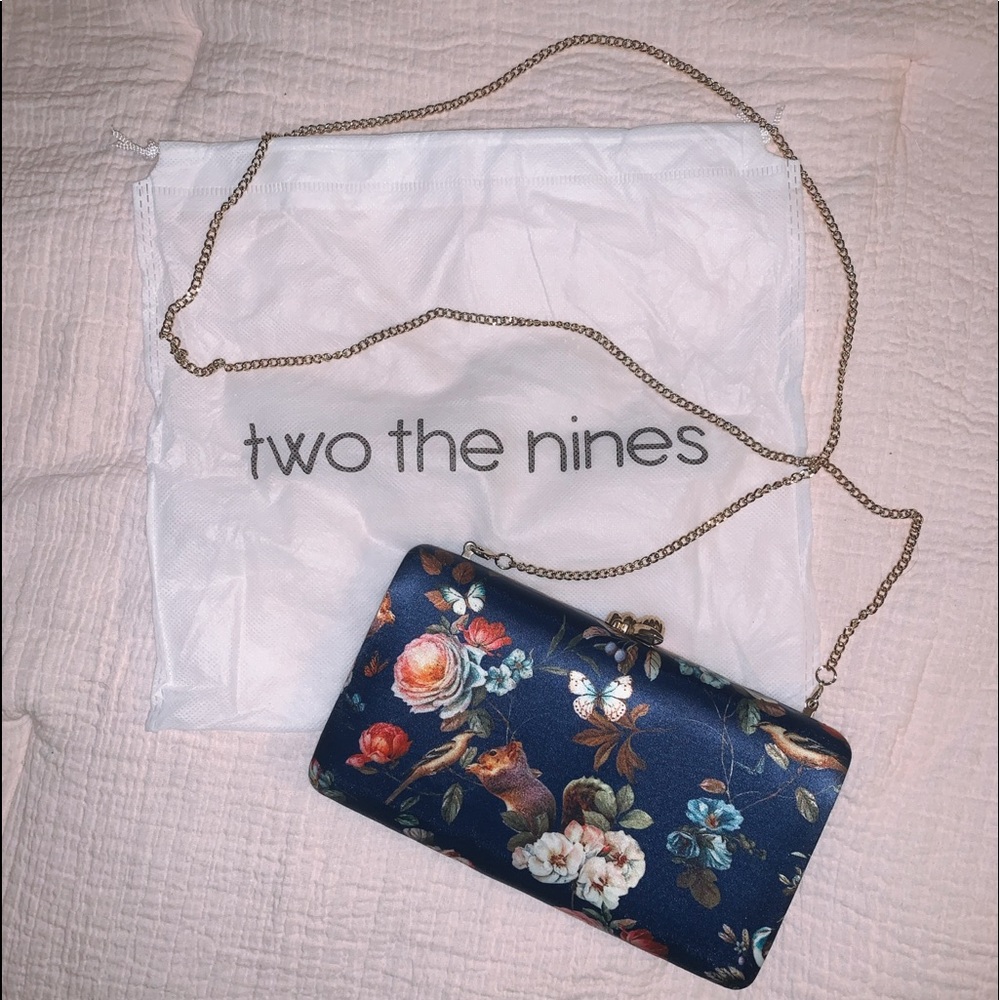 two the nines clutch! never used.